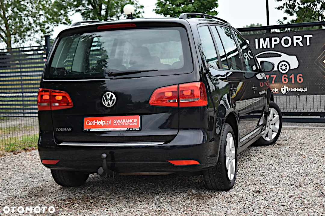 Volkswagen Touran - 4