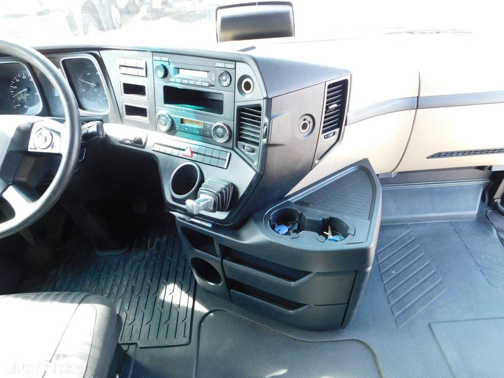 Mercedes-Benz Actros - 6