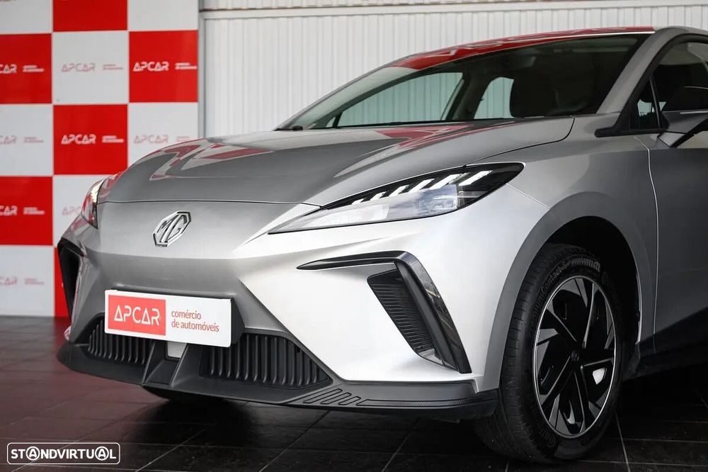 MG MG4 51 kWh Standard - 11