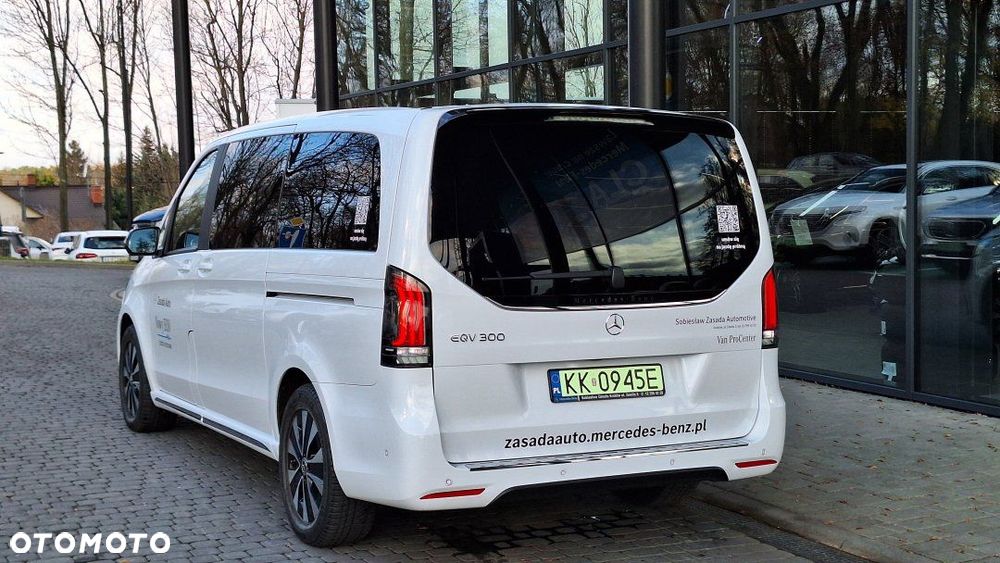 Mercedes-Benz EQV - 8
