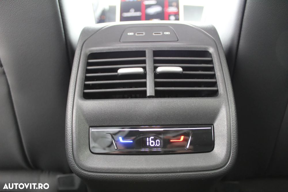 Volkswagen Passat Variant 2.0 TDI DSG Business - 31