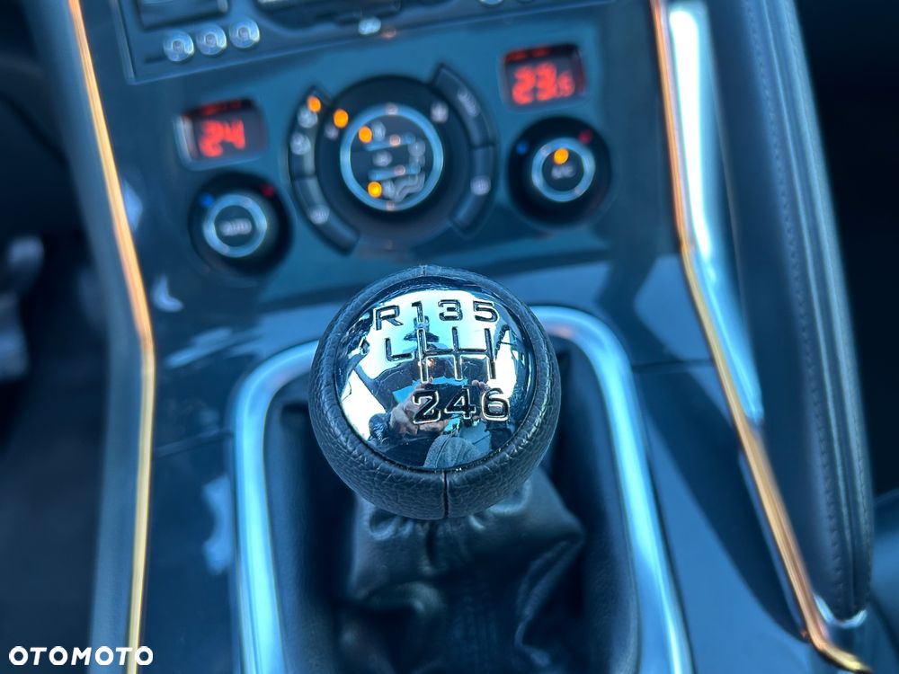 Peugeot 3008 HDi 150 Allure - 21