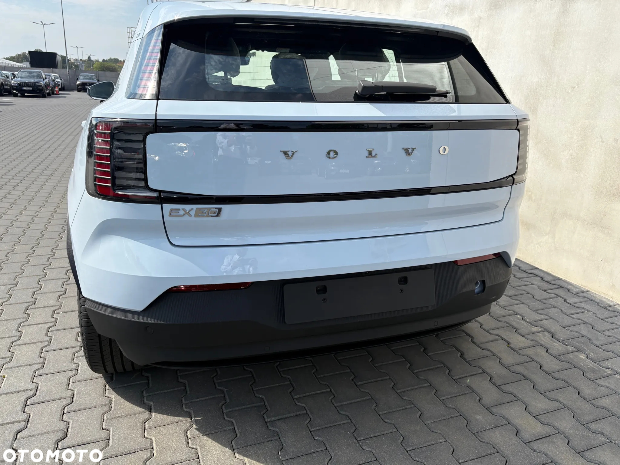 Volvo EX30 69kWh Single Motor Long Range Core - 3