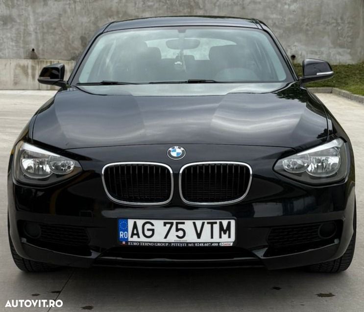 BMW Seria 1 114i Sport Line - 2