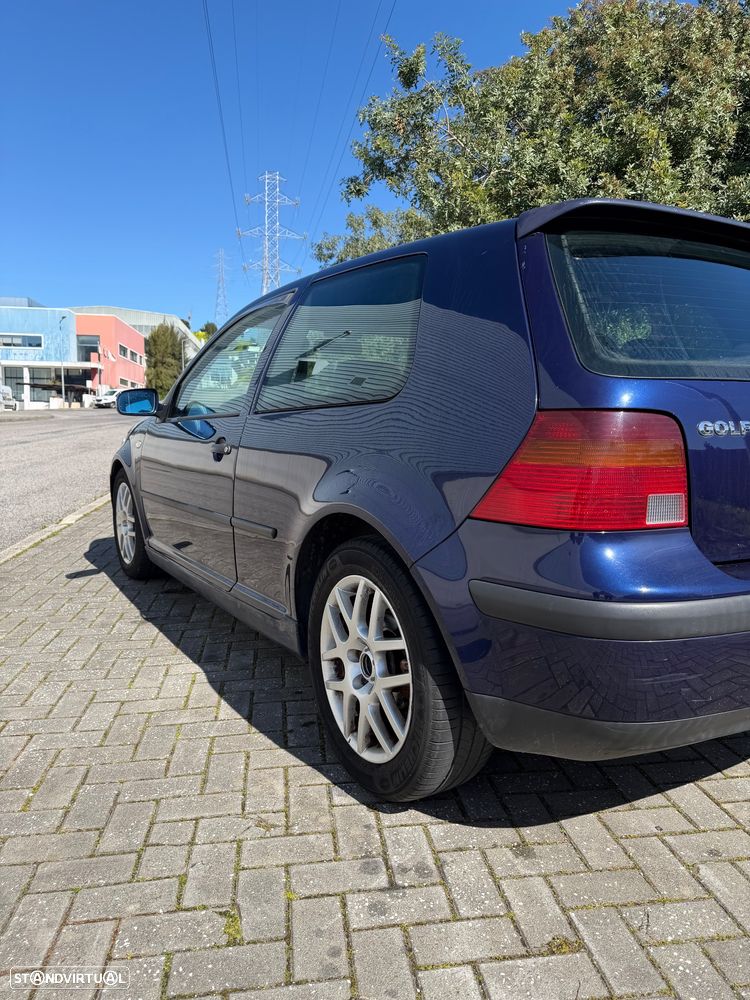 VW Golf 1.9 TDi Highline - 1
