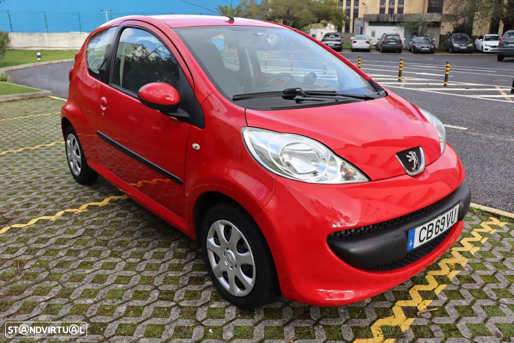 Peugeot 107 1.0 Urban - 37