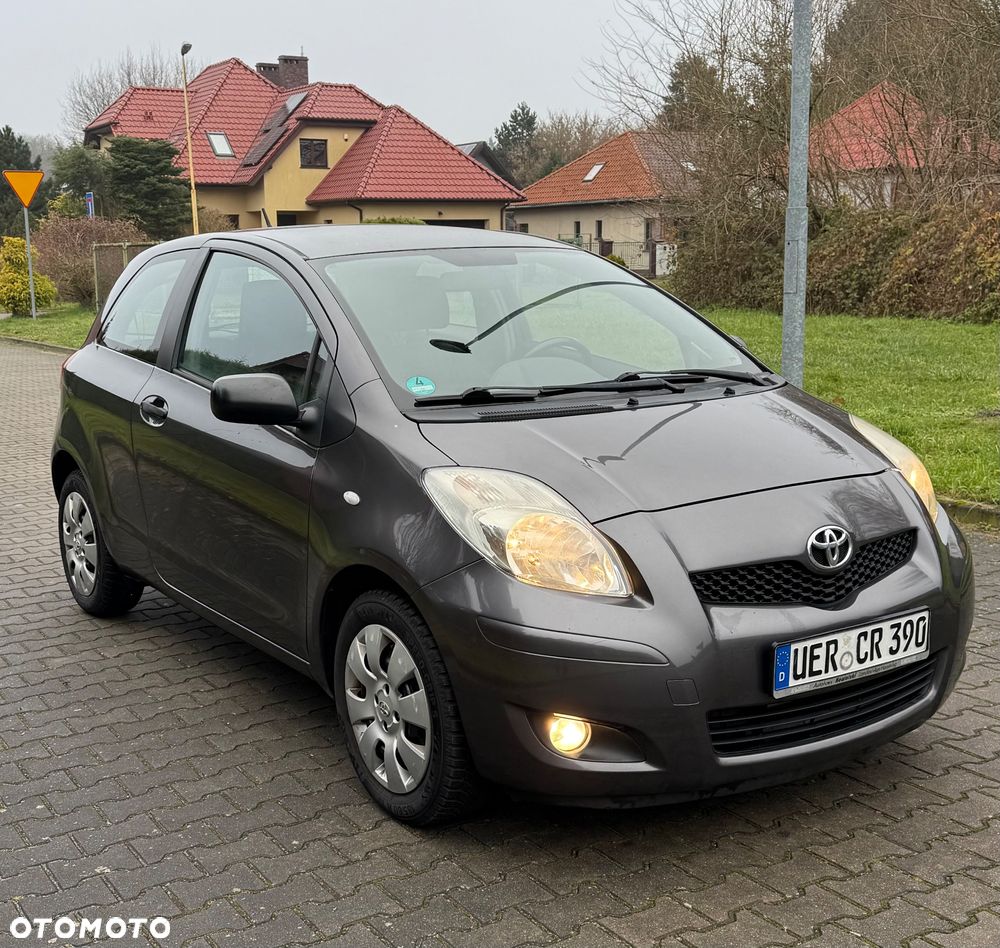 Toyota Yaris 1.33 VVT-i Executive - 1