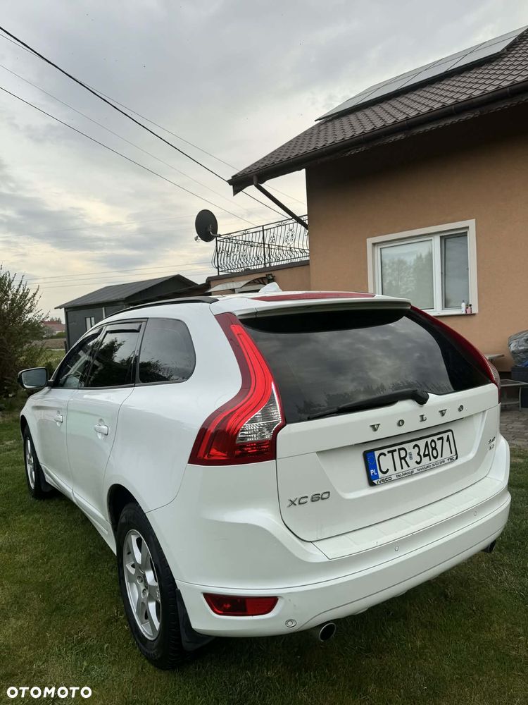 Volvo XC 60 2.4D AWD - 6