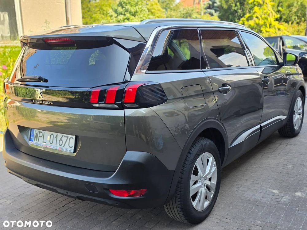 Peugeot 5008 - 1