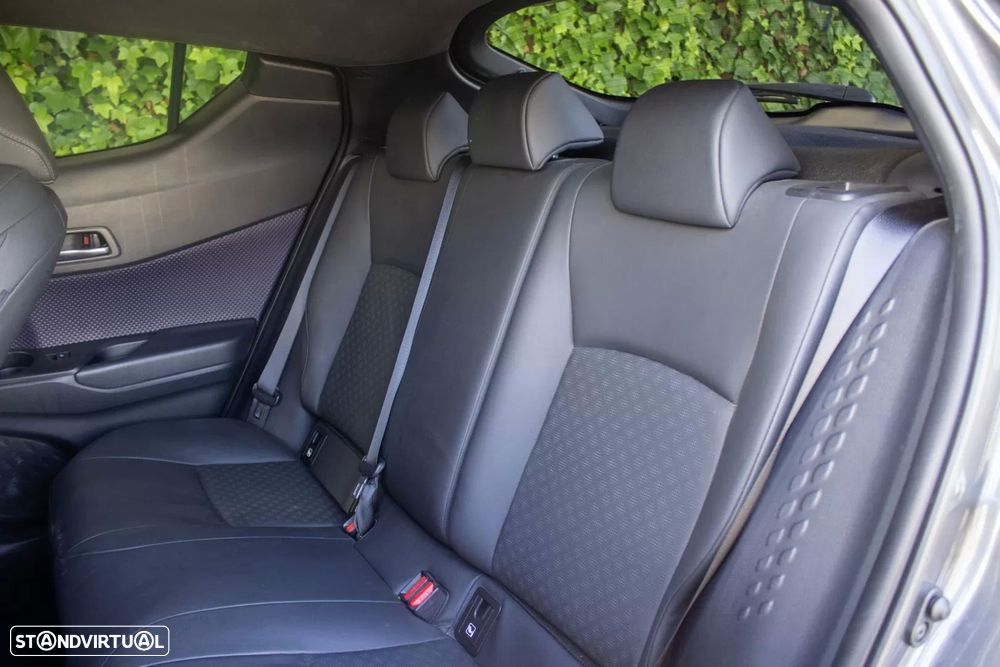 Toyota C-HR 1.8 HSD Exclusive+P.Luxury - 13