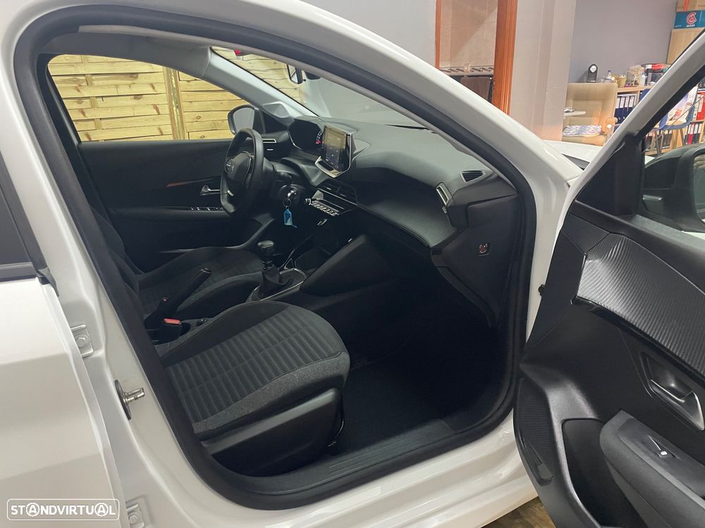 Peugeot 208 1.2 PureTech Active Pack - 17