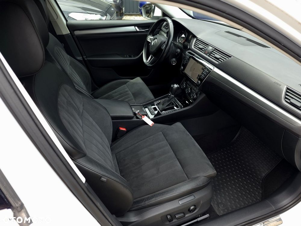 Skoda Superb 2.0 TDI Style DSG - 12