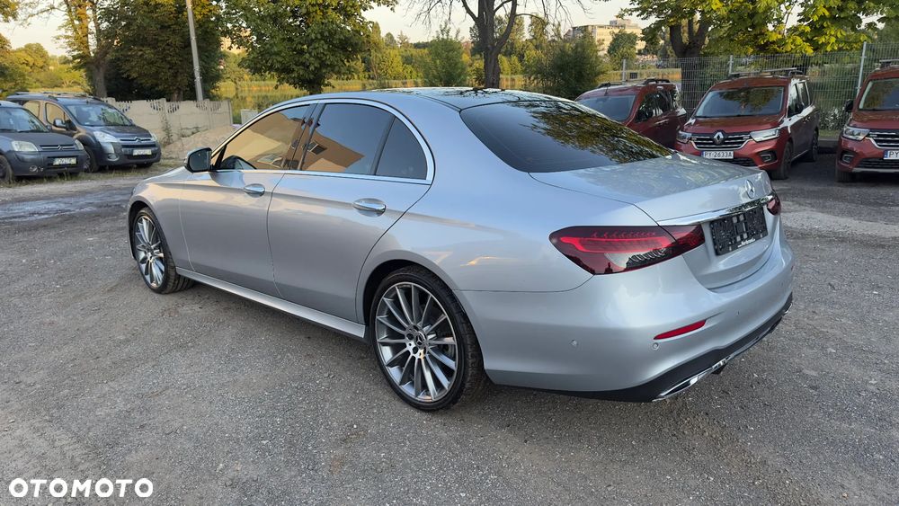 Mercedes-Benz Klasa E 300 d 4Matic 9G-TRONIC AMG Line - 6