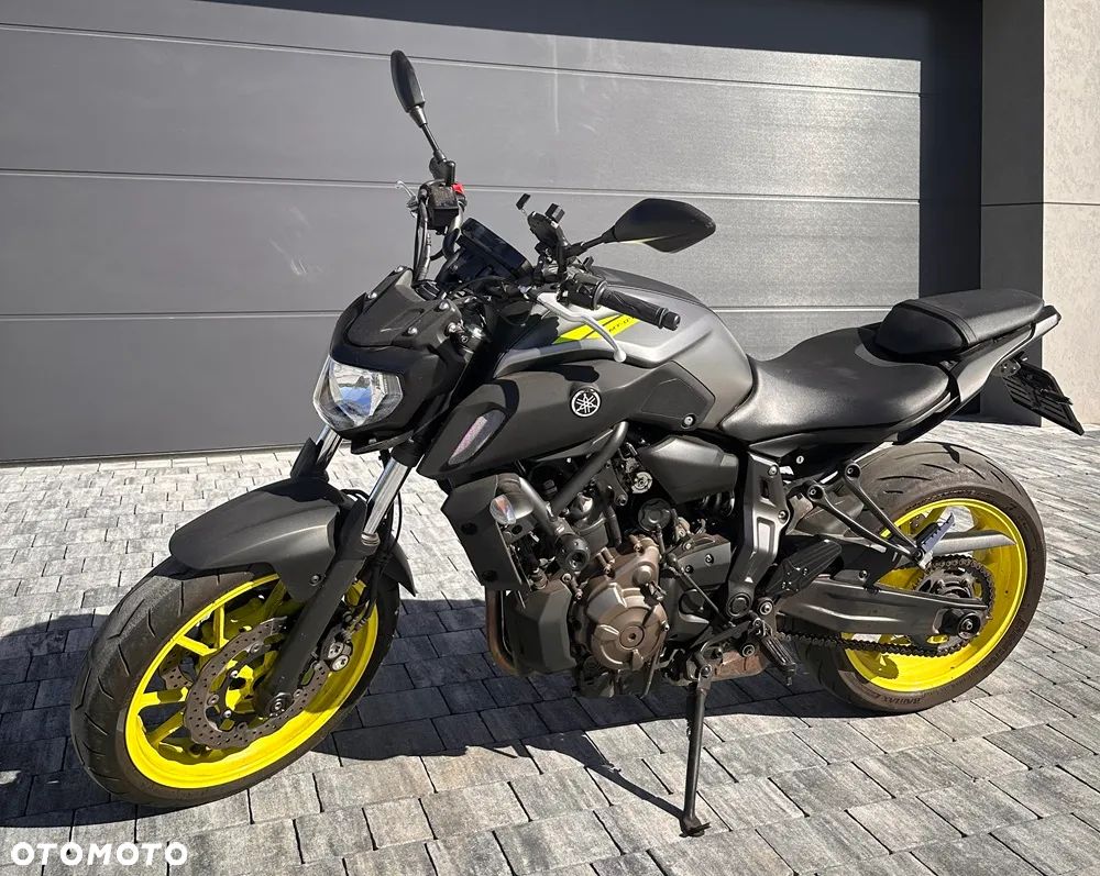 Yamaha MT - 1
