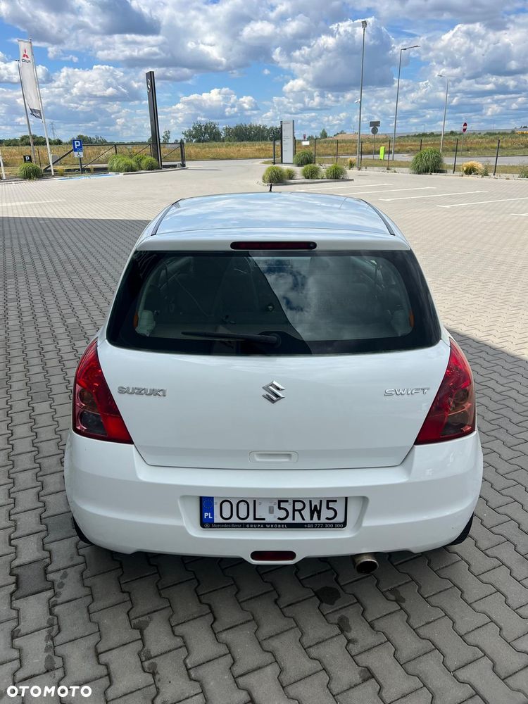 Suzuki Swift 1.3 GS / Premium - 6