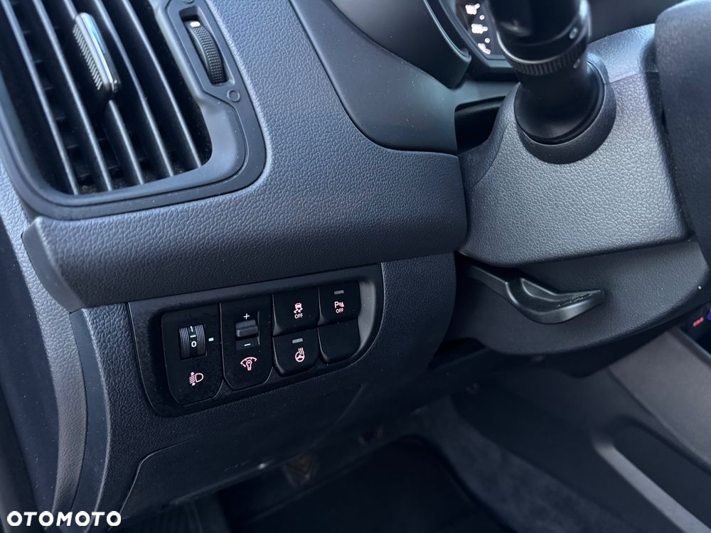 Kia Rio 1.4 Dream Team Edition - 20