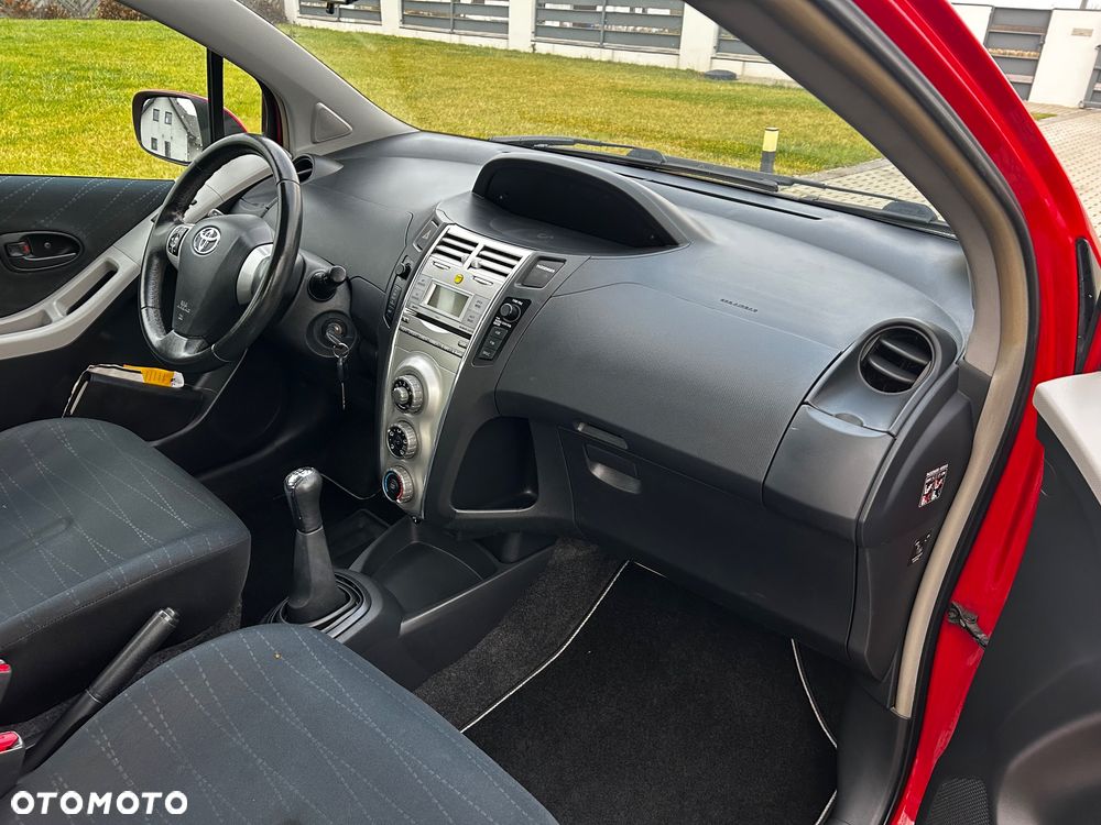 Toyota Yaris 1.0 VVT-i Life - 18