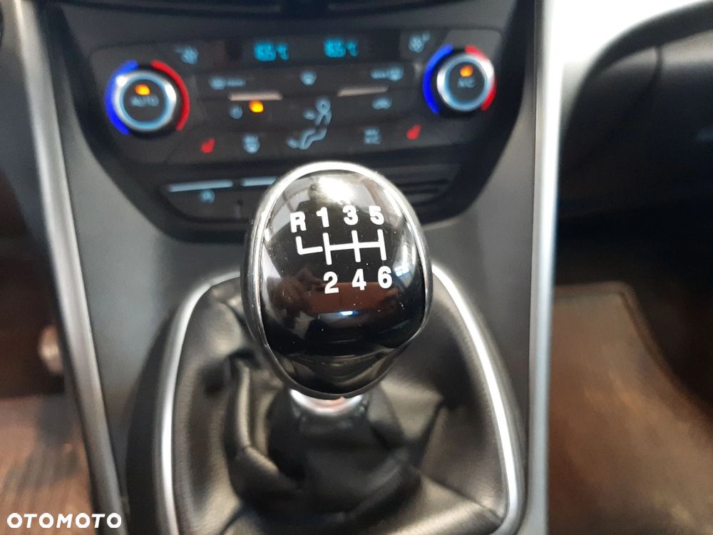 Ford Kuga 1.5 EcoBoost FWD Titanium ASS - 26