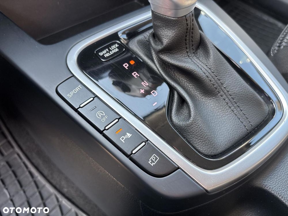 Kia Ceed 1.5 T-GDI M DCT - 25