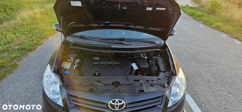 Toyota Auris 1.6 Valvematic Executive - 24