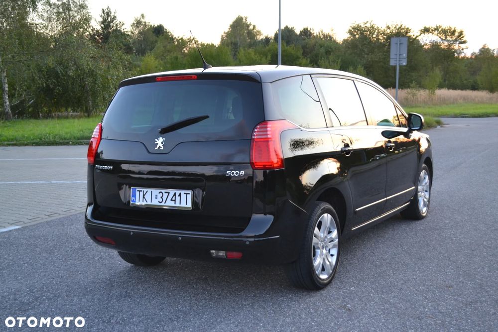 Peugeot 5008 - 7
