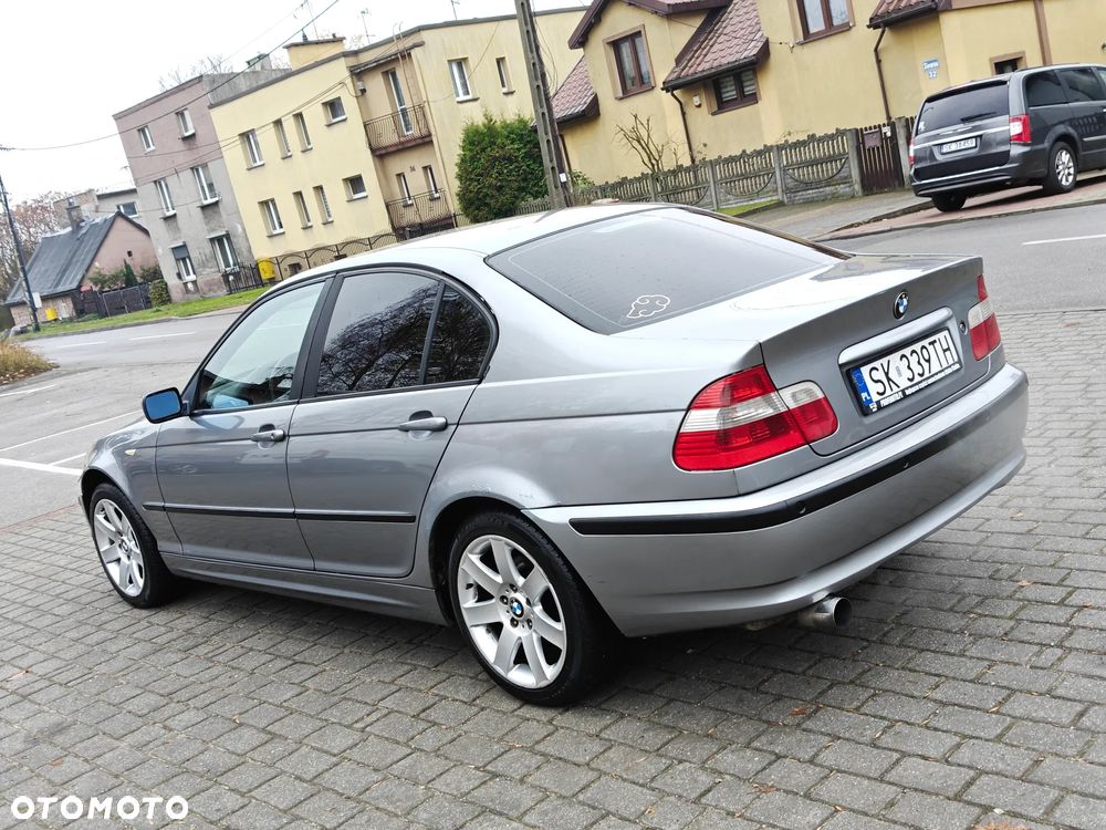 BMW Seria 3 318i - 17