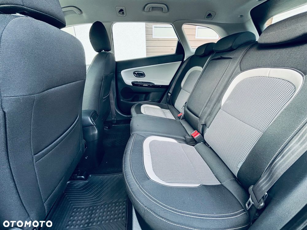 Kia Ceed 1.6 GDI Edition 7 - 14