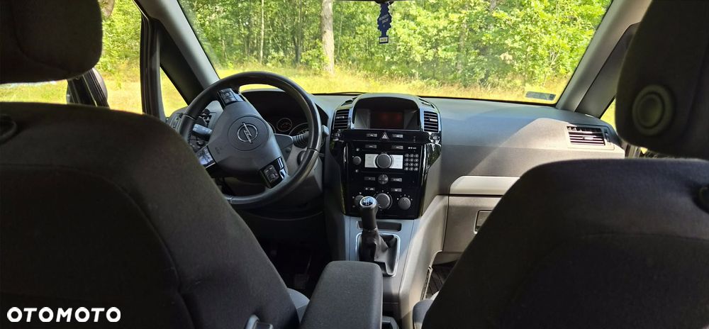 Opel Zafira - 7