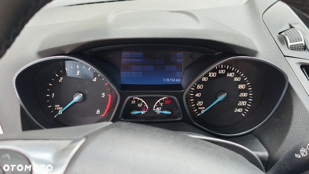 Ford Kuga 2.0 TDCi 4x4 Titanium - 37
