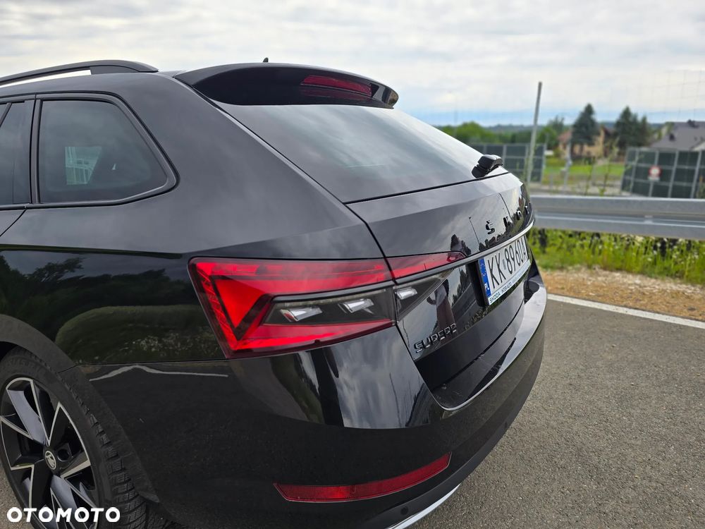 Skoda Superb 2.0 TSI Sportline DSG - 27