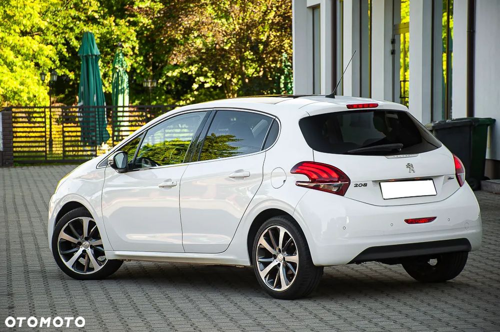 Peugeot 208 PureTech 110 Stop & Start Tech Edition - 16