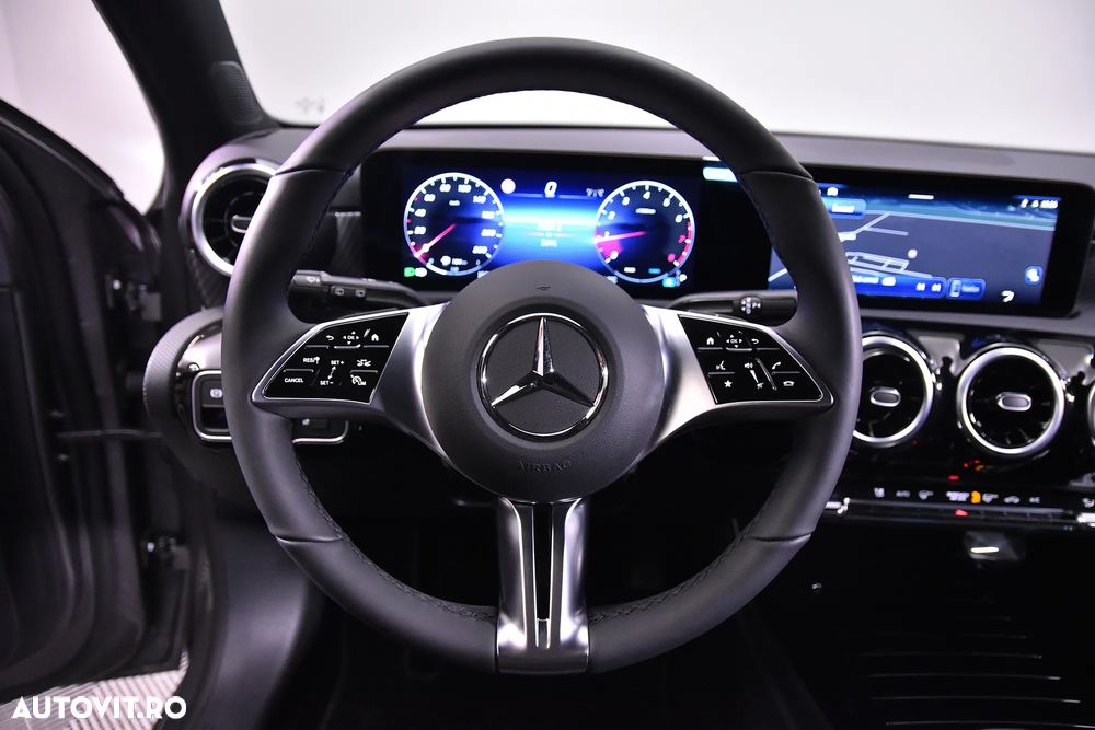 Mercedes-Benz 180 7G-DCT - 18