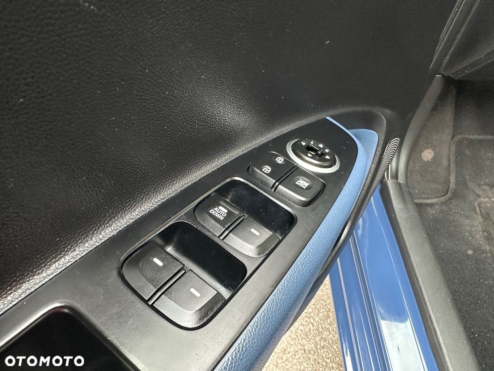 Hyundai i10 1.0 Premium - 23