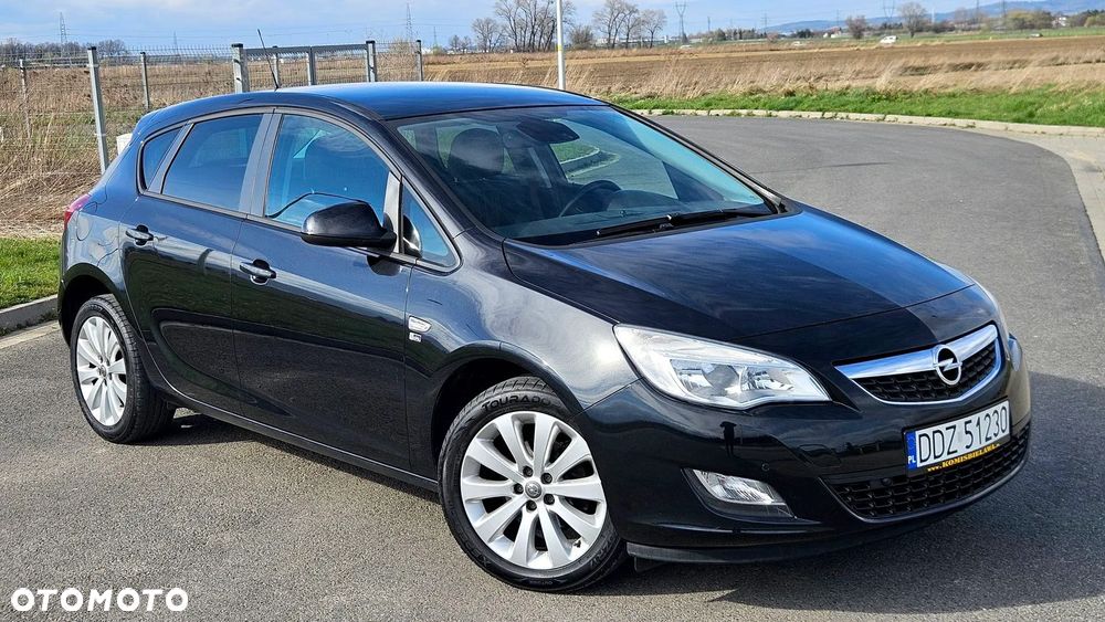 Opel Astra 1.4 Turbo 150 Jahre - 1