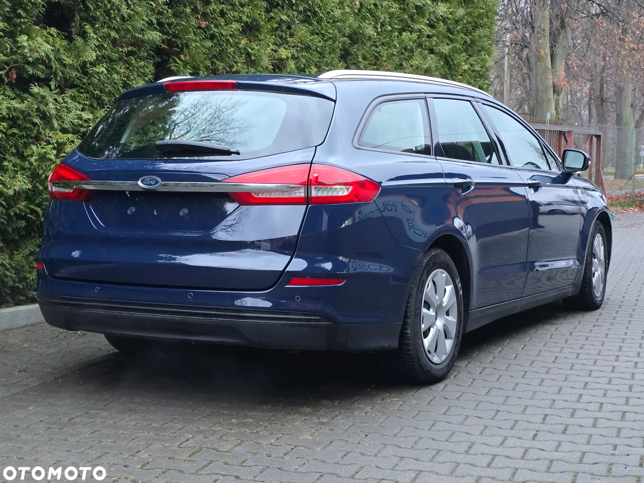 Ford Mondeo - 4