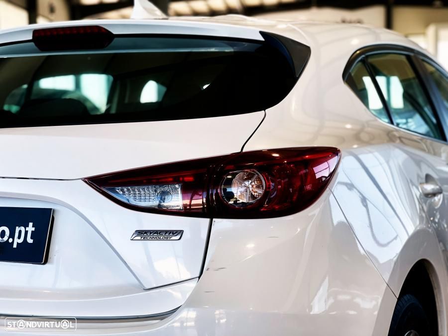 Mazda 3 - 7