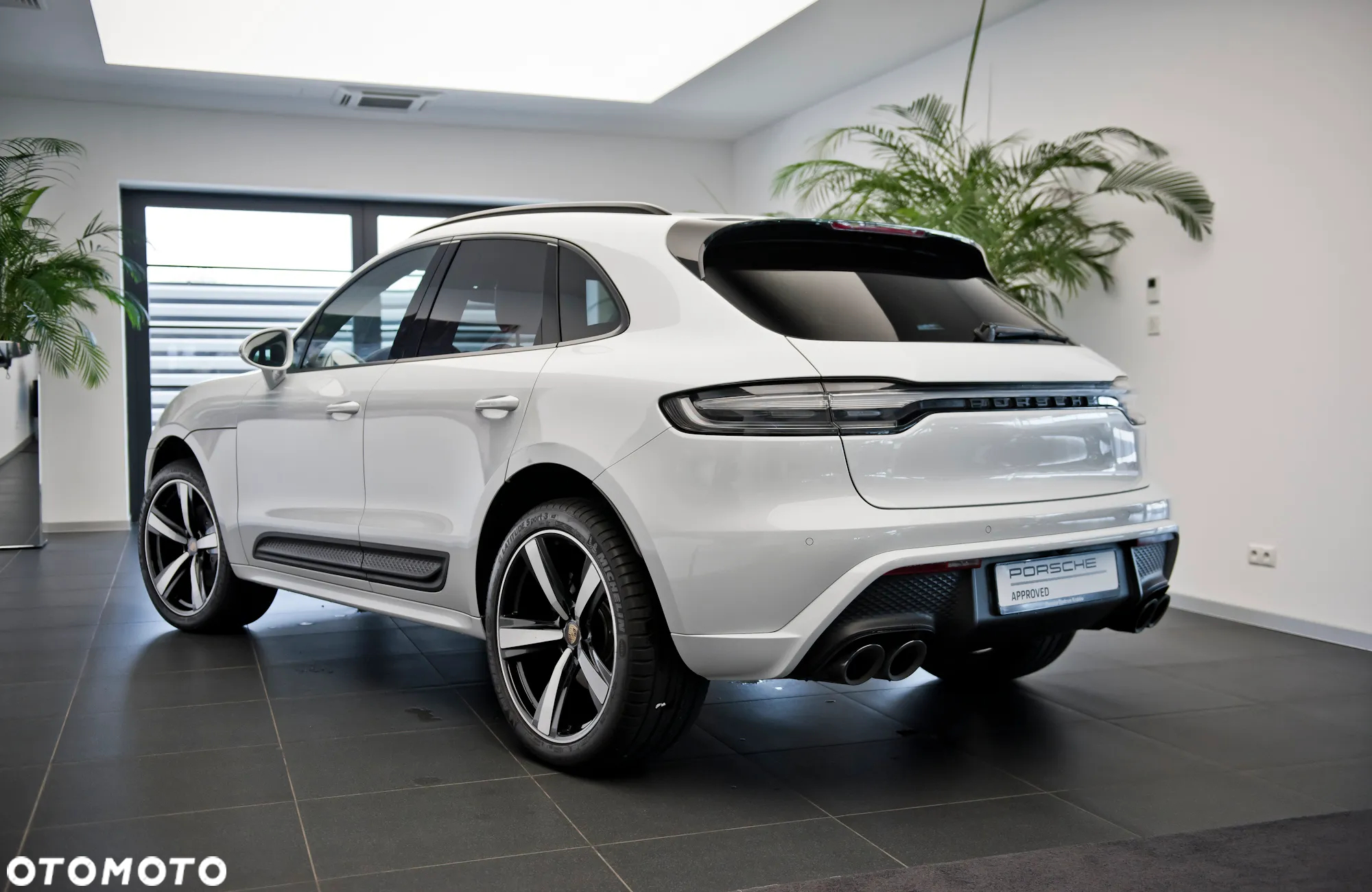 Porsche Macan Standard - 22