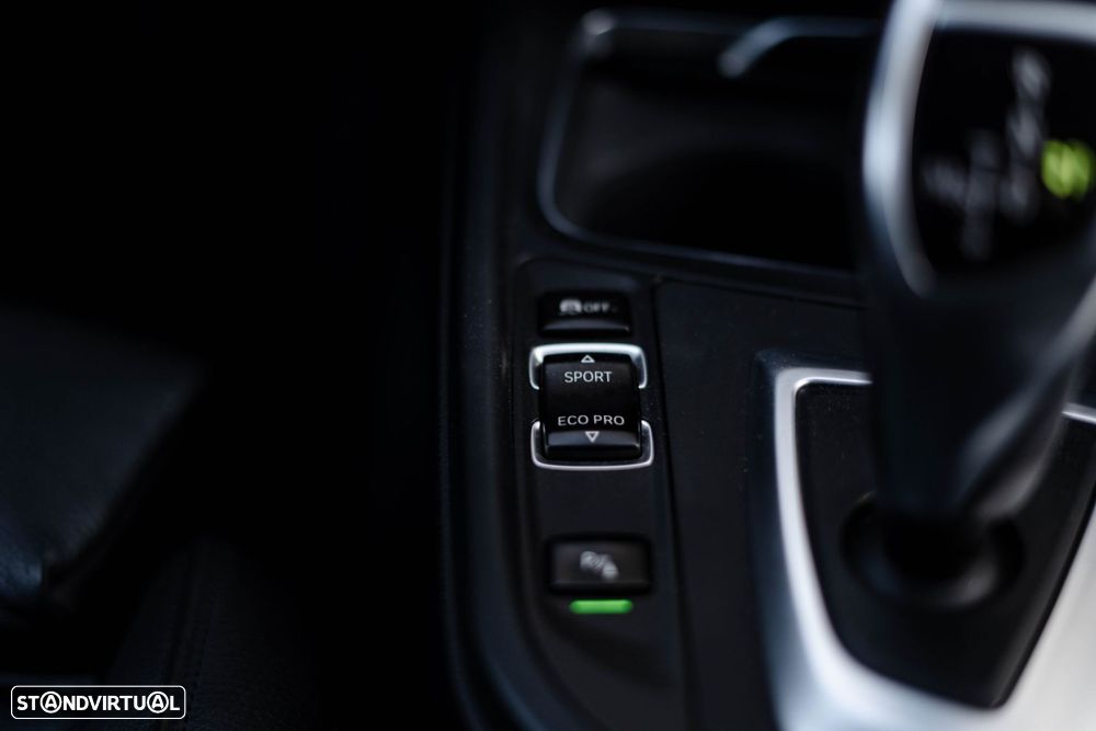 BMW 420 Gran Coupé d Pack Desportivo M Auto - 44