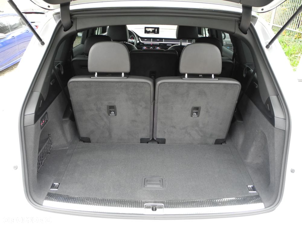 Audi Q7 - 21
