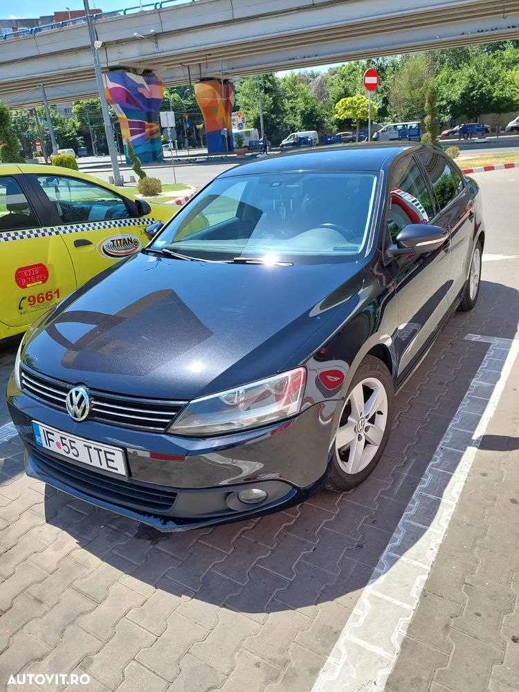 Volkswagen Jetta 1.6 TDI DPF Comfortline - 3