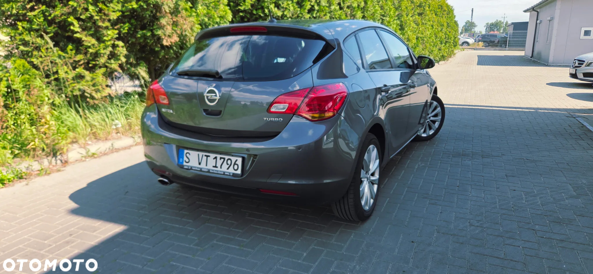 Opel Astra 1.4 Turbo 150 Jahre - 15