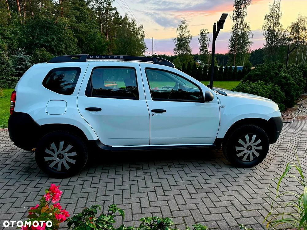 Dacia Duster 1.6 SCe Blackshadow S&S - 5