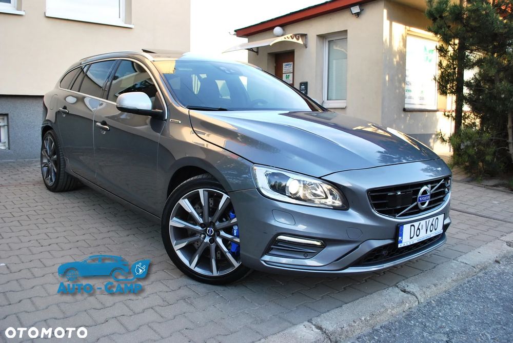 Volvo V60 D6 AWD Plug-in Hybrid R-Design Summum