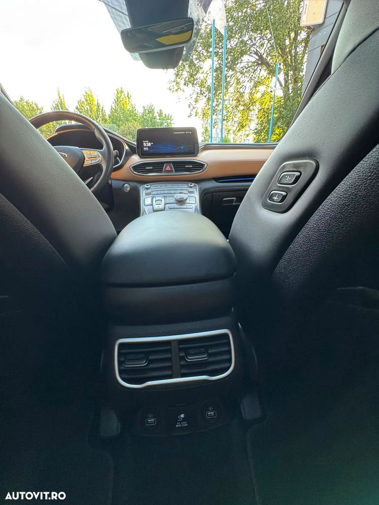 Hyundai Santa Fe 1.6 HEV 4WD Signature - 28