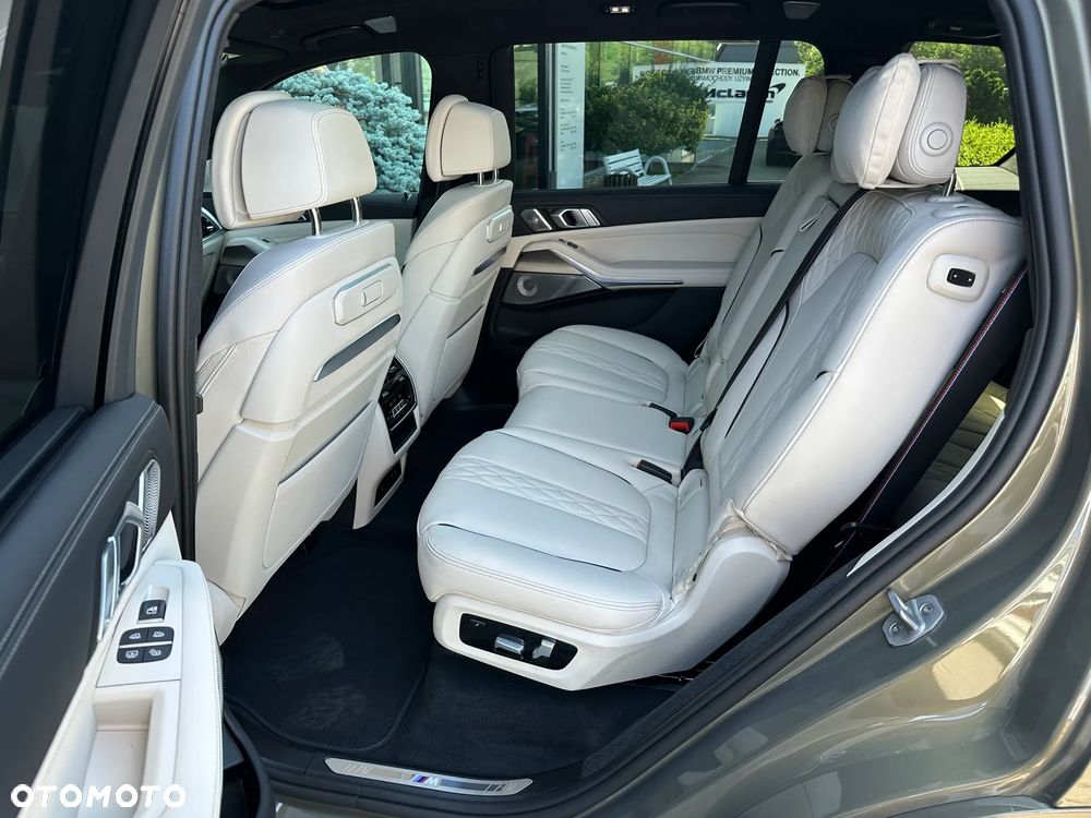 BMW X7 M60i xDrive mHEV sport - 8