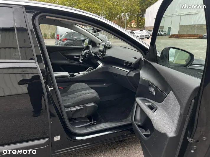 Peugeot 5008 - 11