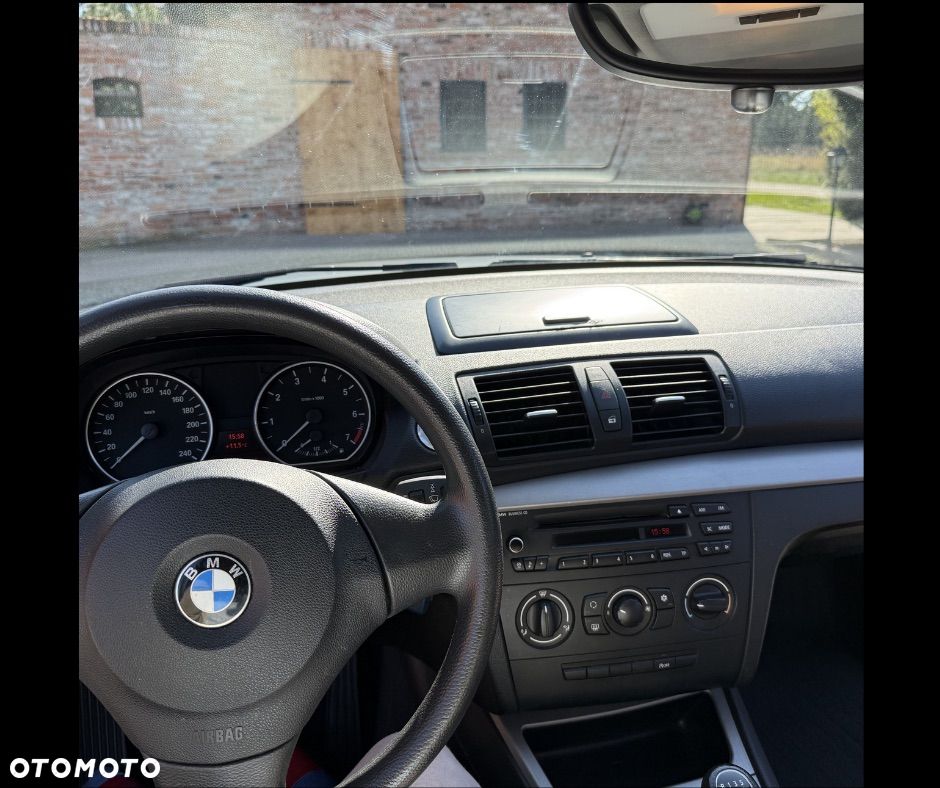 BMW Seria 1 - 12