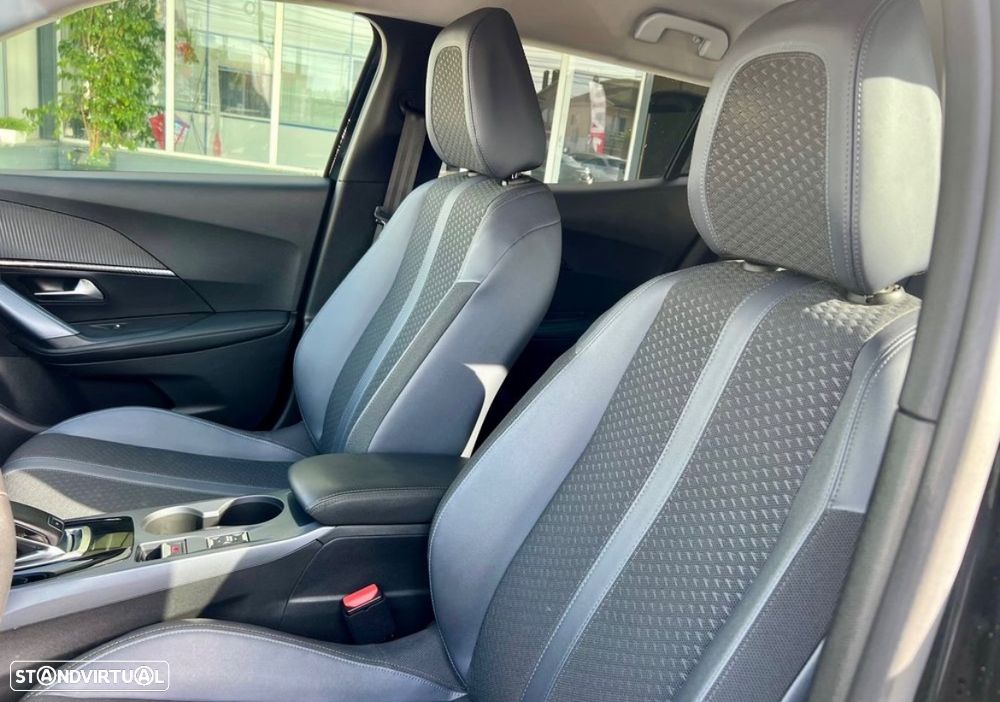 Peugeot 2008 1.5 BlueHDi Allure Pack EAT8 - 15