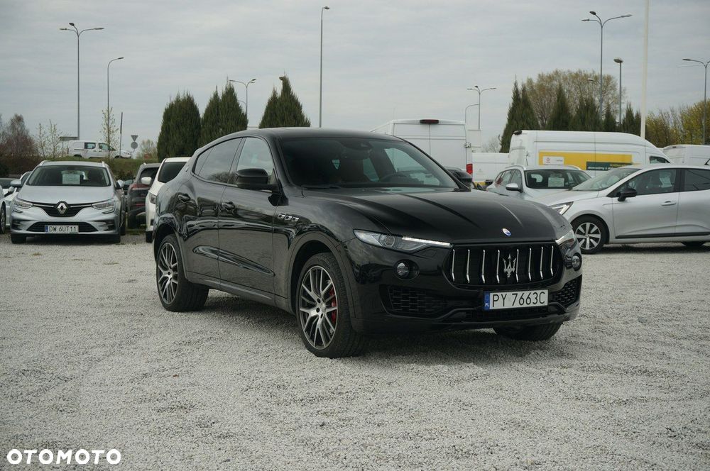 Maserati Levante - 4