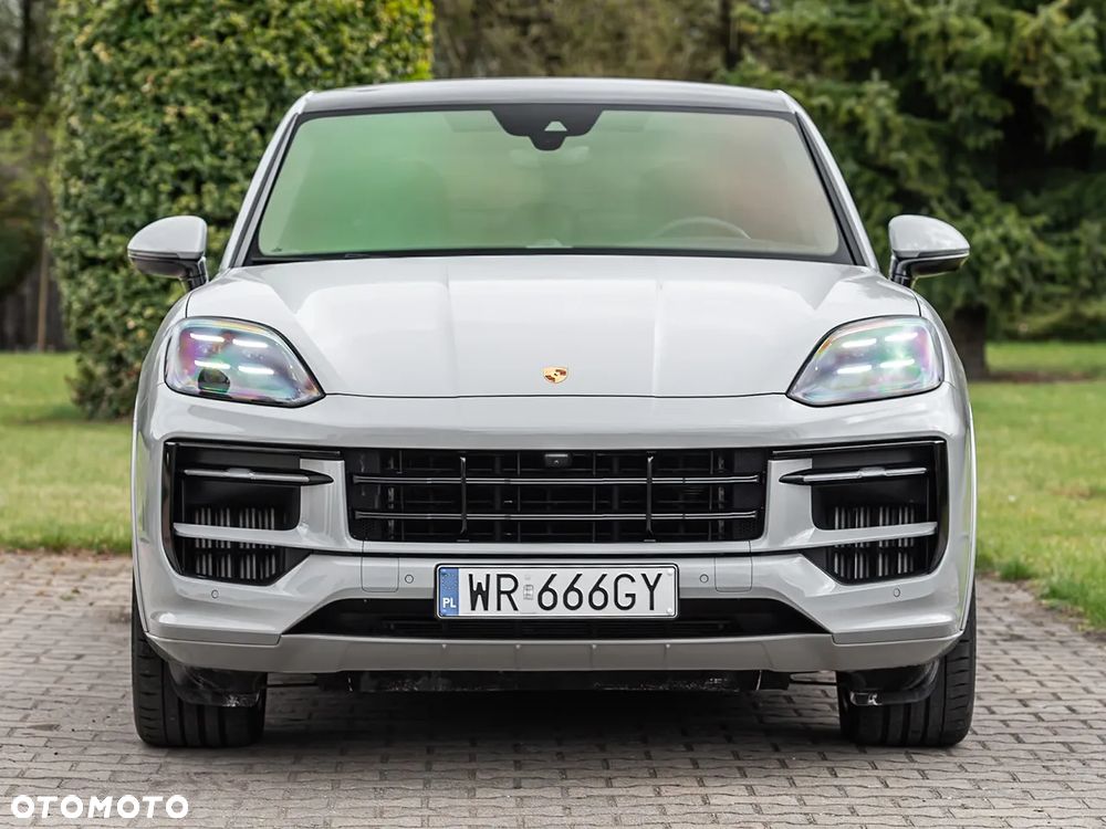 Porsche Cayenne - 5